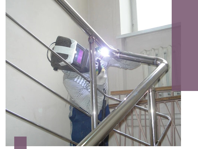 Монтаж перил и ограждений качественно в Гусе-Хрустальном