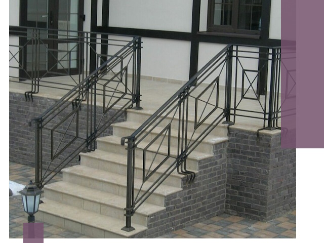 Перила для крыльца в Гусе-Хрустальном — монтаж, изготовление и установка