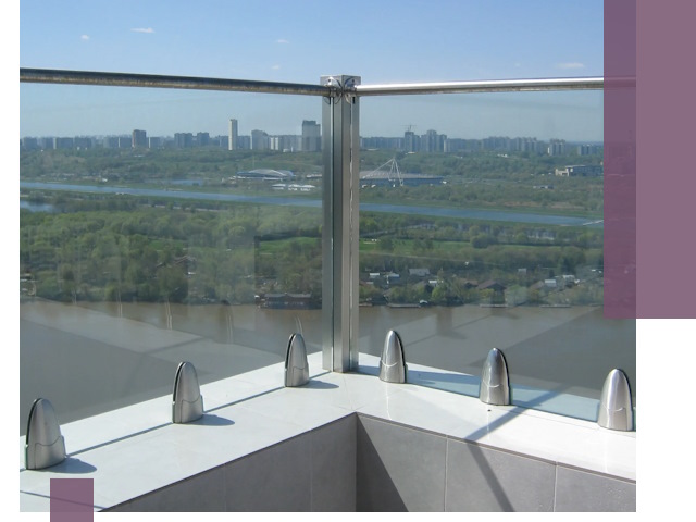 Стеклянные парапеты премиум класса в Гусе-Хрустальном для домов и бизнесов