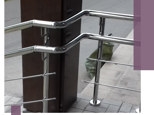 Монтаж поручней из нержавеющей стали в Гусе-Хрустальном качественно и быстро